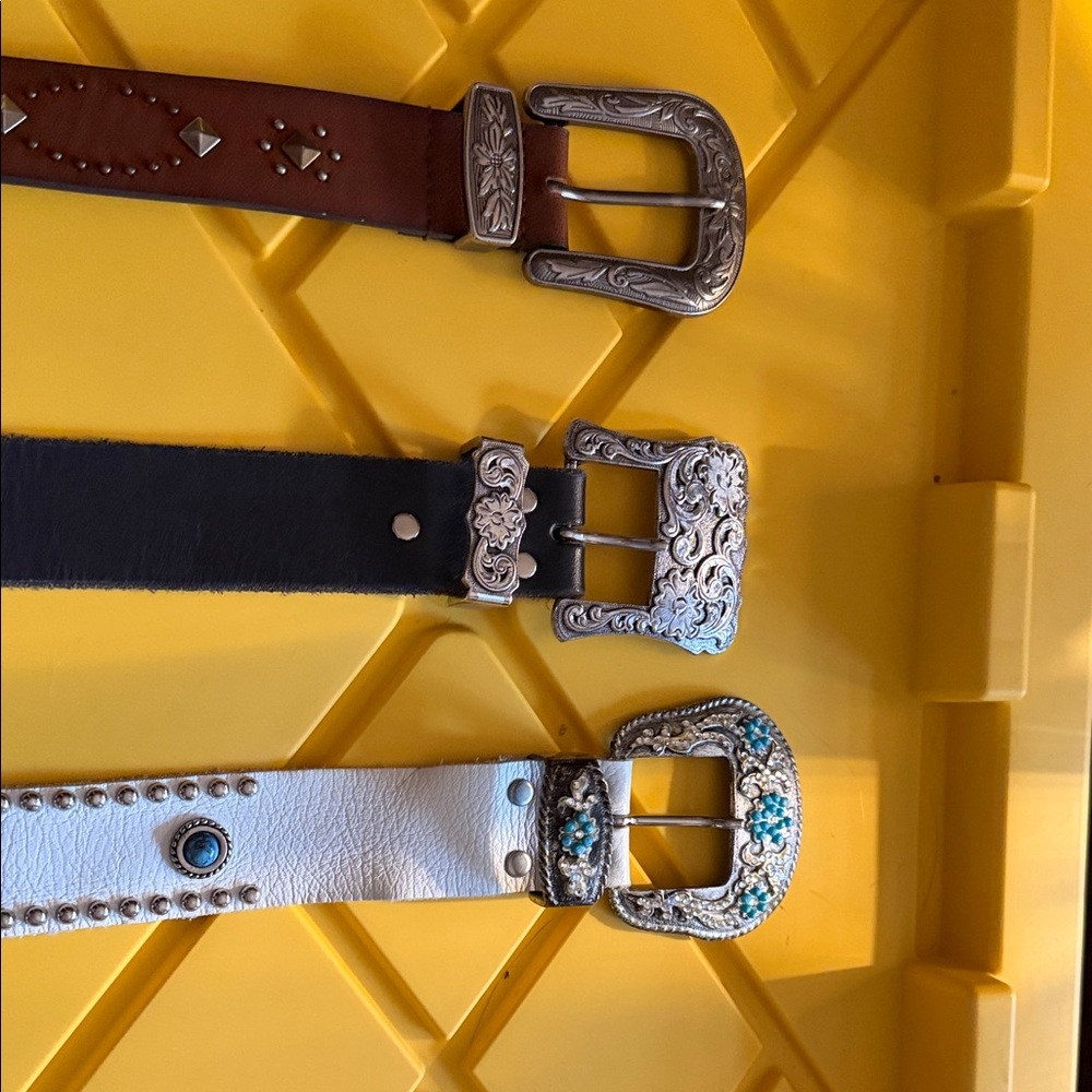 Brown, Black and White Western Buckle Belt Set-different brands all sizes m/l 👇🏻